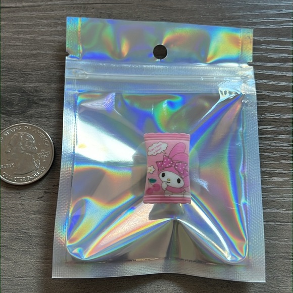 Handmade shoe charm - Picture 5 of 5